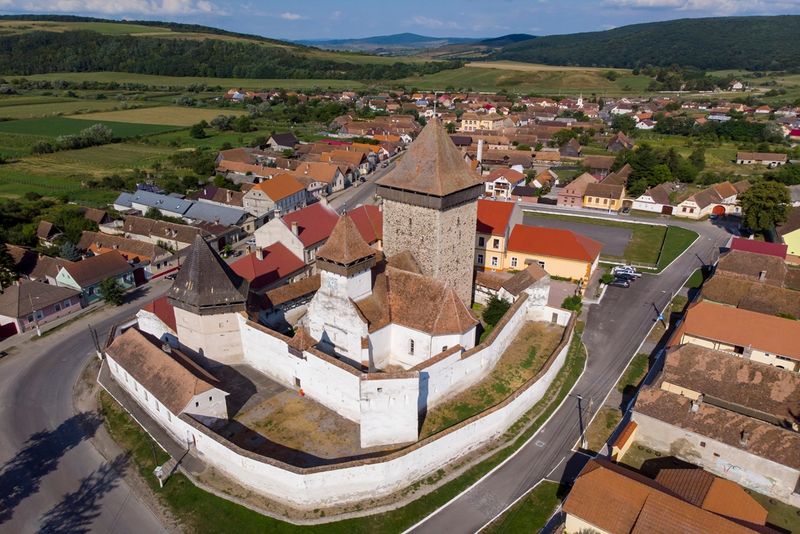 Taxă nouă pentru turiștii care vizitează Brașov! De ce noua măsură riscă să scumpească vacanțele: &quot;Presiunea va fi pe prețul final pe care turistul îl va achita, prețurile vor fi mai mari&quot;