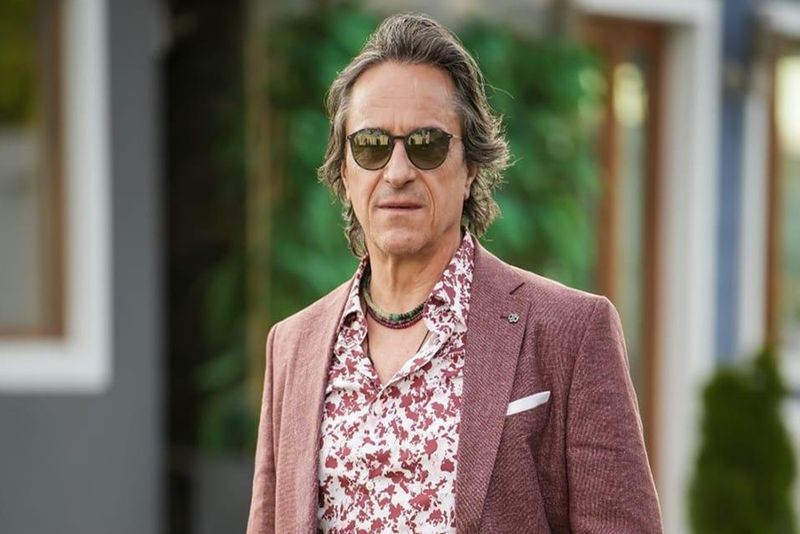 Ce spun experții în comunicare despre discursul actorului Claudiu Bleonț, în care și-a umilit fiica pe scenă: „Astfel de momente pot crea traume pe viață”