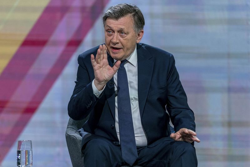 Crin Antonescu Crin Antonescu