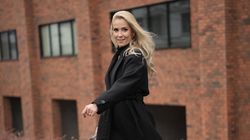 Elena Vîșcu a decis că e momentul să facă o schimbare importantă în viața ei! Totul se întâmplă la un an de la divorțul de CRBL: „Șutul de care aveam nevoie ca să ies din carapace”