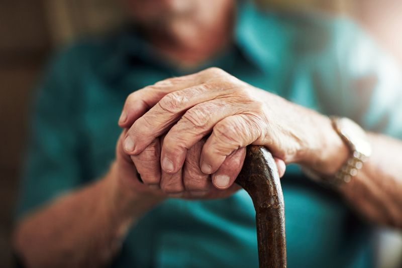 Cum și-a bătut joc statul de pensionari! În timp ce se așteaptă banii pentru recalculare, experții trag un semnal de alarmă: &quot;Pensionarii au fost păcăliți cu bună știință&quot; | EXCLUSIV