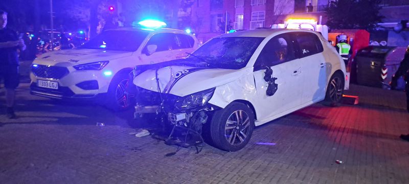 Imagine cu mașina implicată în accident Imagine cu mașina implicată în accident