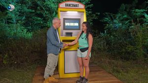 Zoli Toth, prezentator Tempting Fortune România, alături de Măriuța