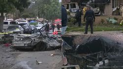 Un avion de mici dimensiuni s-a prăbușit într-un cartier din San Diego! În urma accidentului, 15 case și mai multe autovehicule au fost curprinse de flăcări