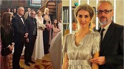 Imagini de la cununia religioasă a lui Mihai Albu! Ce rochie spectaculoasă a purtat mireasa lui, Elena
