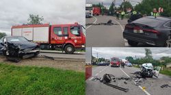 Coliziune în lanț pe DN2, în Neamț, după ce un șofer în vârstă de 37 de ani a pierdut controlul volanului și a pătruns cu mașina pe contrasens! În urma impactului, un bărbat a rămas încarcerat, iar alte două persoane au avut nevoie de îngrijiri medicale
