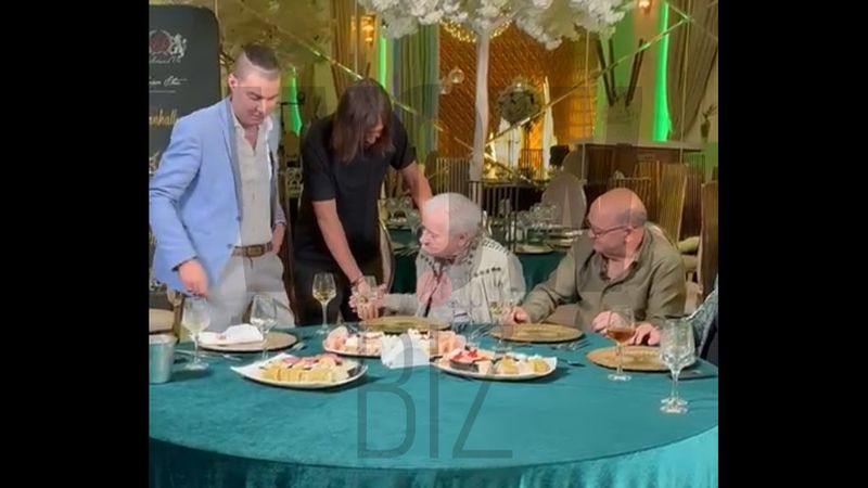 Irinel Columbeanu petrecere zi de naștere