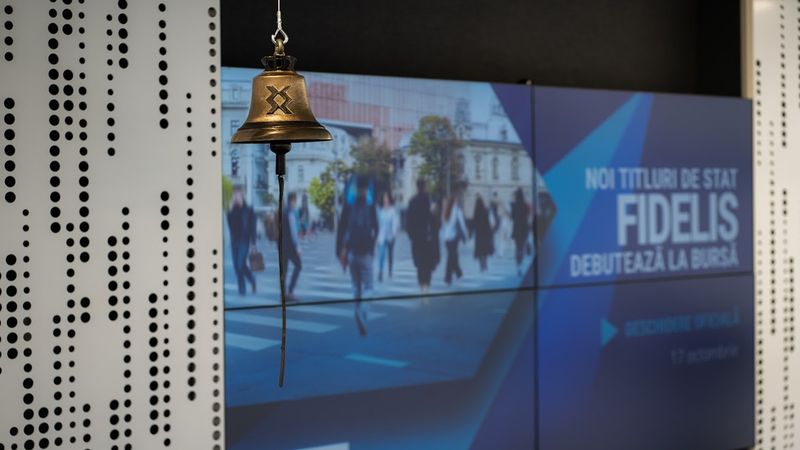 Titluri de stat fidelis luna iunie