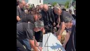 Alex Marcu gest emoționant înmormântare Teodora