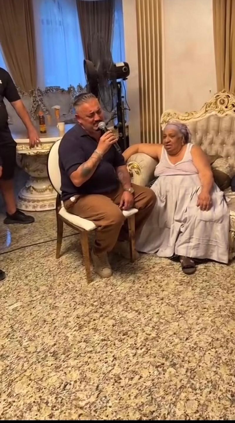 Sorinel Puștiu și mama lui Laurențiu Duduianu