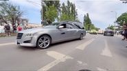 Momentul când sicriul cu trupul neînsuflețit al lui Ciprian Pian e adus acasă