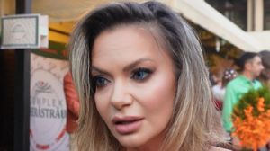 Andreea Antonescu e singură