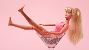 Prima Barbie cu inteligență artificială urmează să fie lansată! Jucăriile viitorului vor putea conversa și învăța