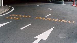 Atenție, români! Puteți rămâne fără locurile de parcare, chiar dacă sunt achitate! Zonele unde primăria le scoate din nou la licitație
