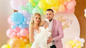 Elly și Cristian Șonea au devenit părinți pentru a doua oară! Blondina a adus pe lume încă o fetiță. Primele imagini cu micuța: „Iubirea noastră mică”