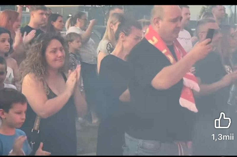 Apropiații lui Marius i-au adus un ultim omagiu