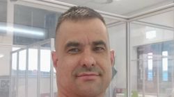 El este bărbatul din Iași care a murit după ce s-a intoxicat cu ciupercile pe care le-a cules din pădure! Soția și mama acestuia se află în stare gravă la spital. Filmul complet al tragediei