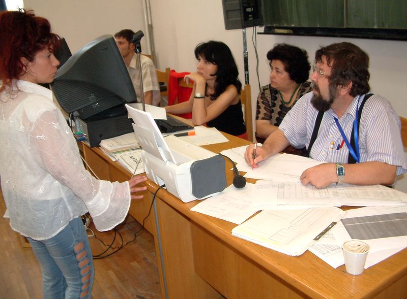 Profesori la Titularizare