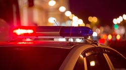 Incident halucinant în Dolj. O femeie în vârstă de 44 de ani din Spania, amenințată cu pistolul chiar de către partenerul ei. Bărbatul a fost reținut de oamenii legii