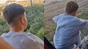 Momentul halucinant în care un adolescent sare din trenul aflat în mers, în drum spre Costinești! Cum au reacționat restul pasagerilor? Tragedia, evitată la limită