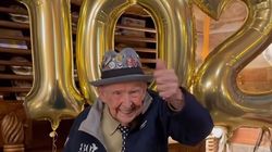 A murit „Papa Jake” Larson! Veteranul de război, ajuns cunoscut pe rețelele de socializare, avea vârsta de 102 ani