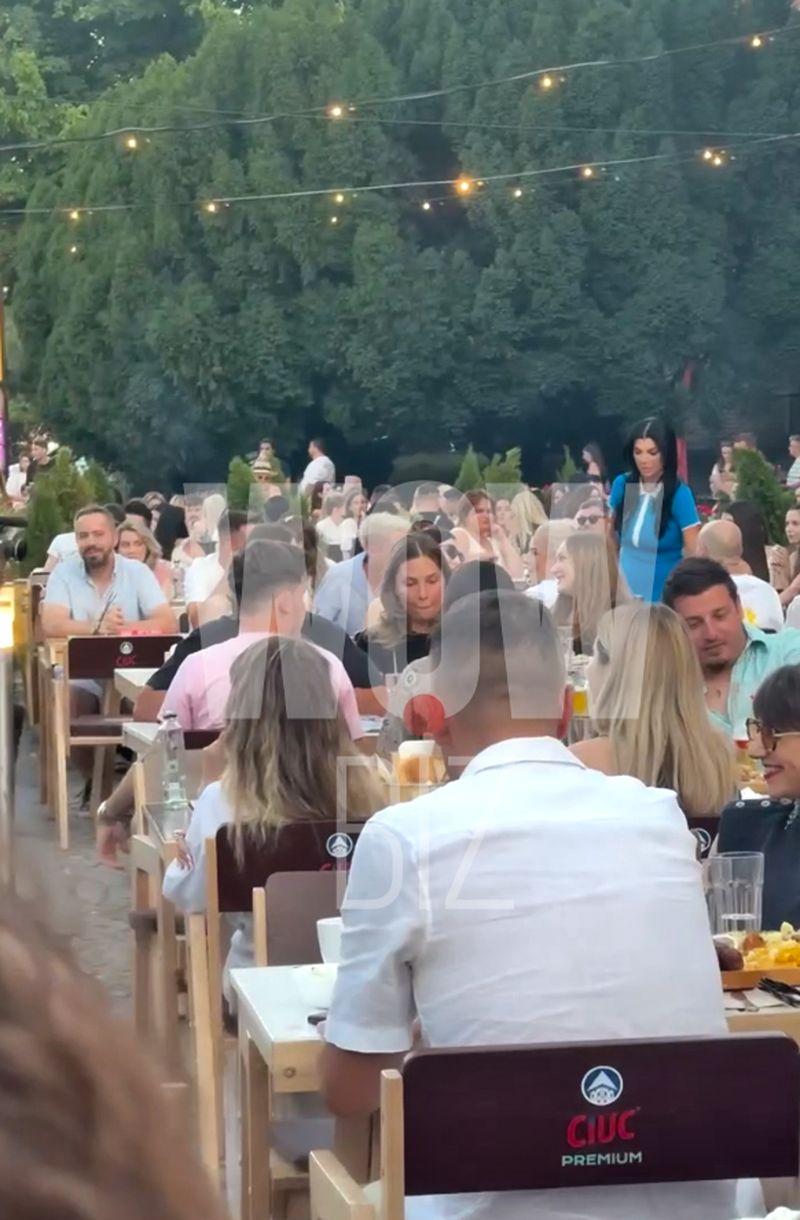 Andreea Tonciu la terasă