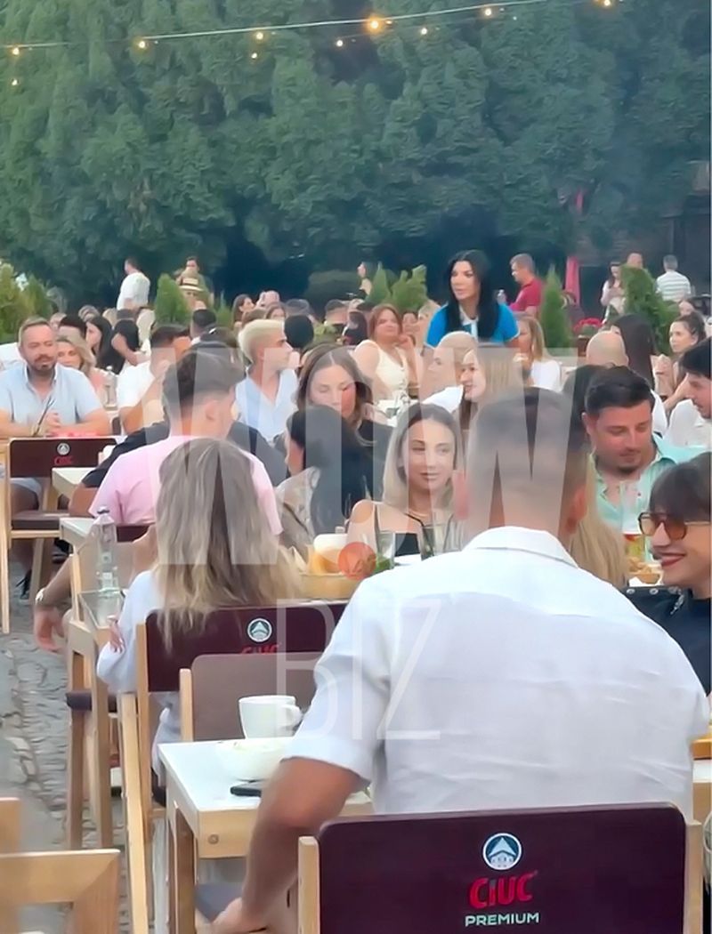 Andreea Tonciu la terasă
