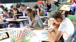 Este oficial! Bursele de merit doar pentru "cei aleși"! Noua regulă care lovește elevii buni la învățătură