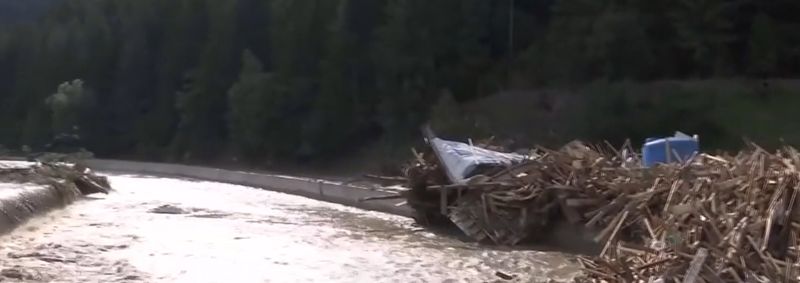Inundațiile au făcut prăpăd în țară