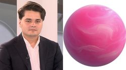 Selly, anunț bombă despre Nibiru! O nouă stațiune de pe litoral se ascundea, de fapt, în spatele planetei roz, folosită ca poză de profil de toate celebritățile în ultimele zile