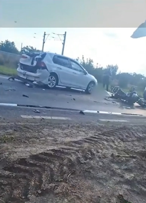 Motociclist de 19 ani ucis în Galați de șofer beat cu alcoolemie mare 2 Imagini de la locul accidentului