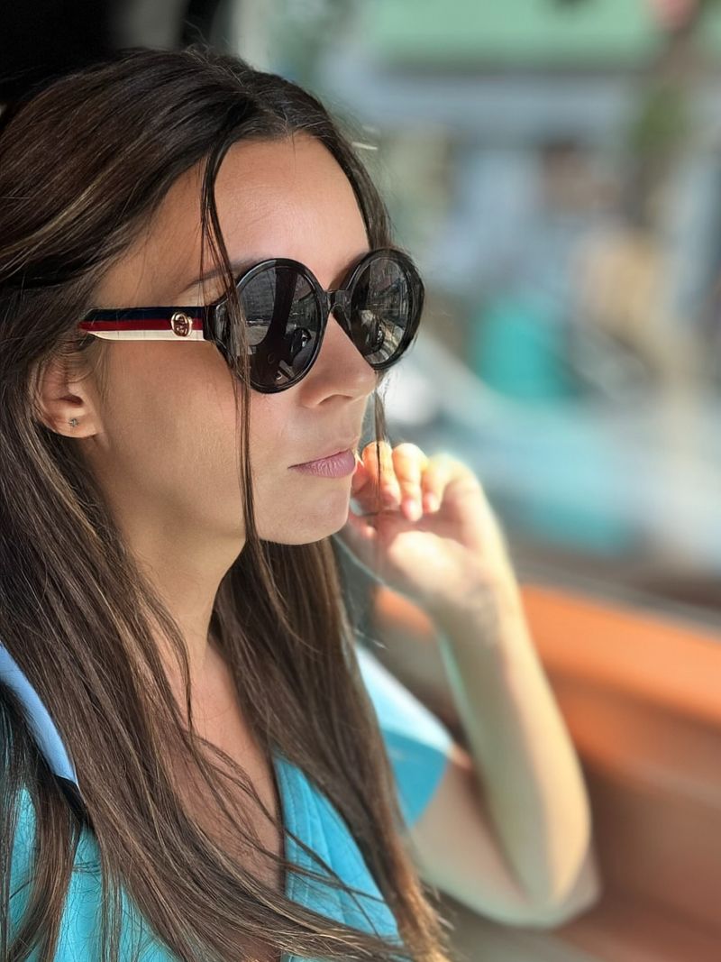 Diana Dumitrescu  Diana Dumitrescu