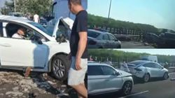 Carambol cu 7 mașini pe Autostrada Soarelui! Două persoane au fost rănite în impact, iar una dintre ele a ajuns la spital