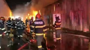 Dragonul Roșu, mistuit de foc