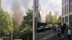 Imagini cu incendiul din București