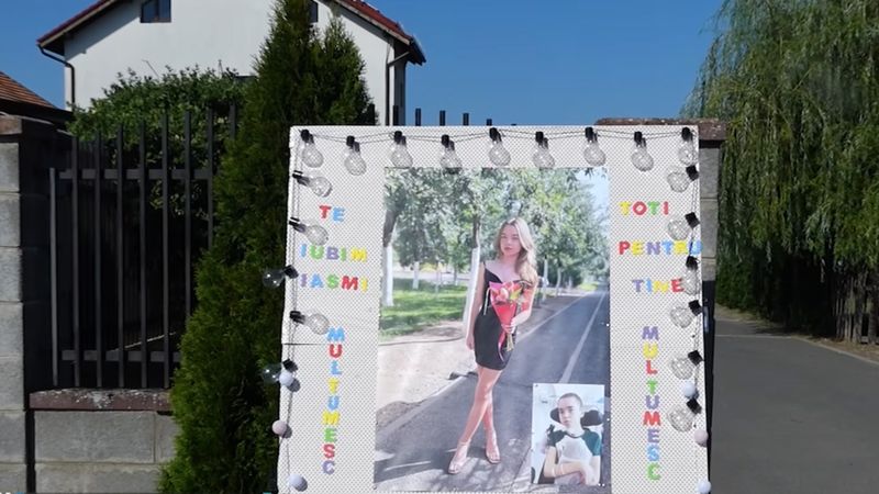 Imagine de la înmormântarea Iasminei