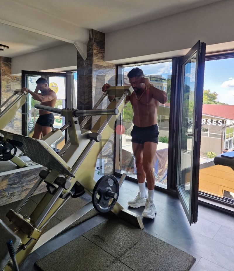 dorian popa in sala de sport
