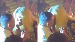 Loredana Groza și Adrian Minune s-au sărutat pe scenă