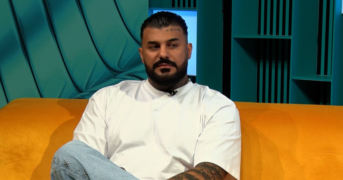 Hamude a vorbit, în premieră, despre divorțul secret de soția cu care a fost căsătorit doar câteva luni. ”Aș prefera să șterg total acest…”