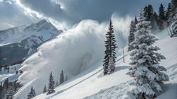 Tragedie de nedescris în Alpi! Trei alpiniști au murit, după ce au fost surprinși de o avalanșă