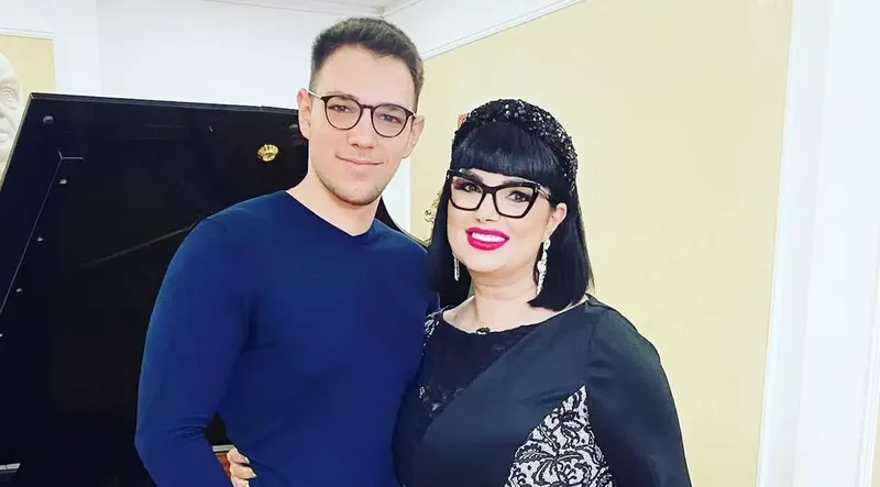 Andrew și Ozana Barabancea