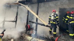 Imagine de la locul incendiului