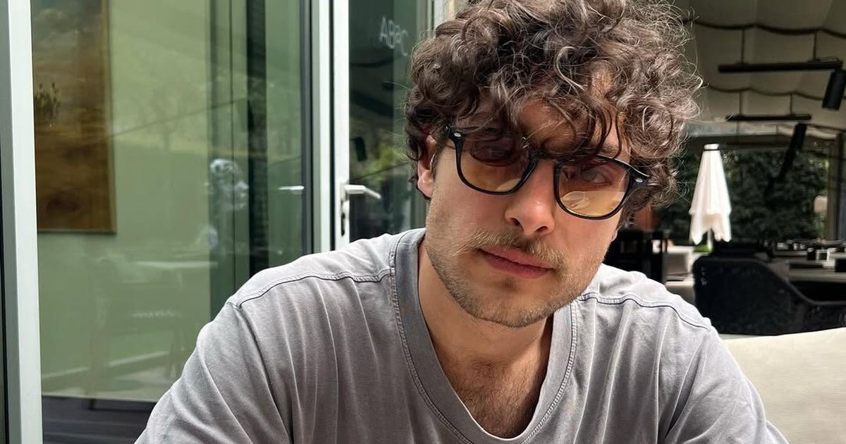 Toto Dumitrescu, internat la Obregia. Fiul lui Ilie Dumitrescu a distrus produse dintr-un magazin și a făcut scandal cu iubita