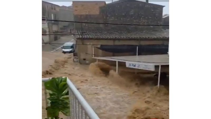 Imagini cu inundațiile din Spania