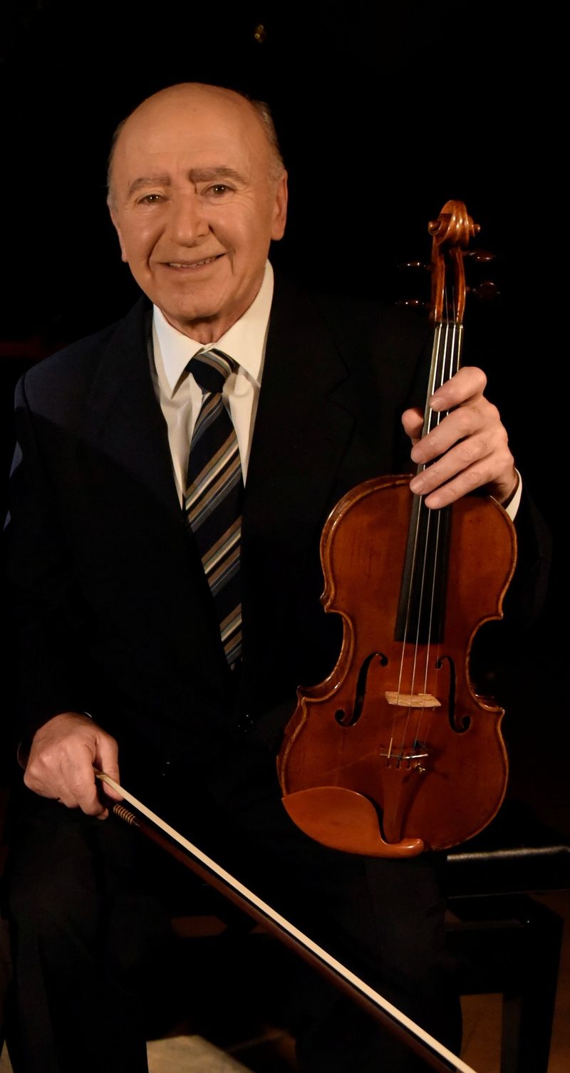 Varujan Cozighian