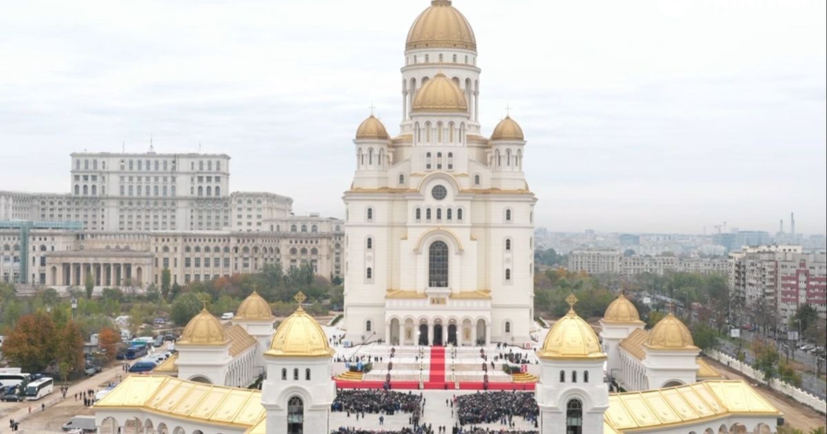 Astăzi are loc Sfințirea Catedralei Mântuirii Neamului! Se deschide cea mai mare catedrală ortodoxă din întreaga lume