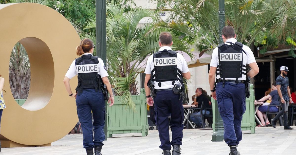 Atac armat la universitate! Un tânăr de doar 20 de ani a murit. Poliția cere ajutorul cetățenilor pentru a-i găsi pe făptași