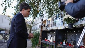 Nicușor Dan, omagiu pentru victimele de la Colectiv