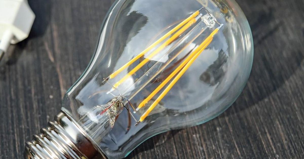 Facturile la curent cresc din nou