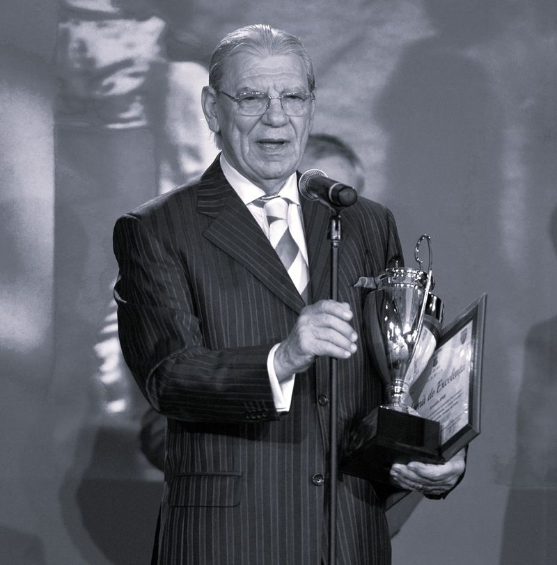 emeric ienei a murit